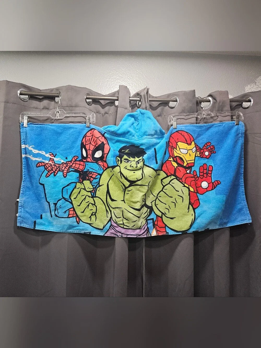 Marvel Superheroes Spiderman Hulk Ironman Kids Hooded Towel